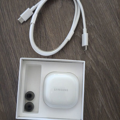Samsung Galaxy S21 Ultra 5G 256GB with Galaxy Buds 2