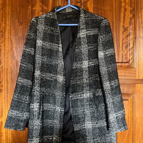 Zara checked jacket like new, black and white, size M