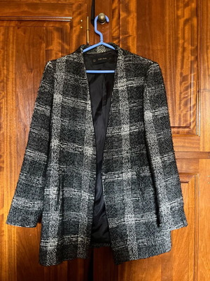 Zara checked jacket like new, black and white, size M