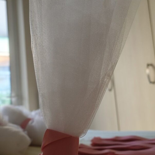 Tulle and ribbons for bombonieres, like new, pack for 70+