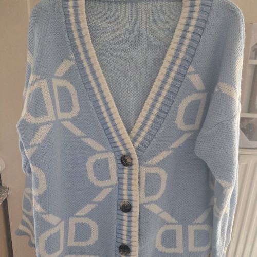 Cardigan with pattern like new, blue, one size
