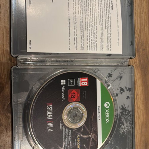 Resident Evil 4 Steelbook Edition Xbox Series X