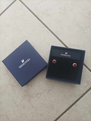 Swarovski earrings red new