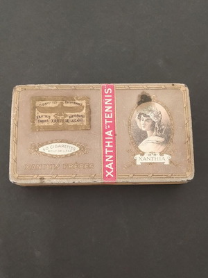 Xanthia "Tennis" vintage tin cigarette box 1920s