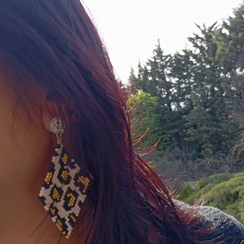 Handmade Apefthon earrings new, white and multicolored