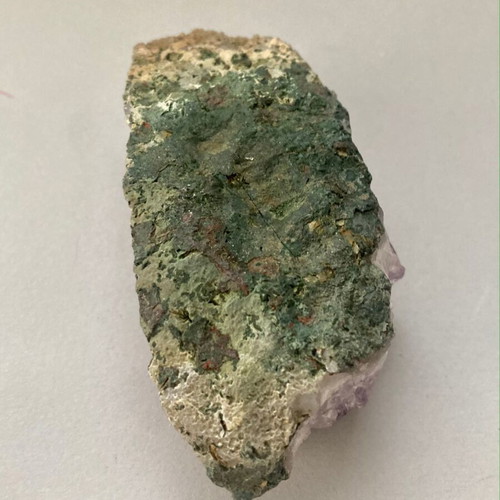 Decorative raw amethyst 10cm × 3cm like new