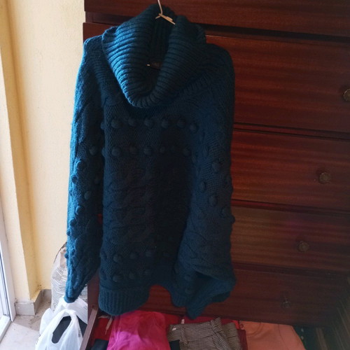 Thick sweater blue like new, size M