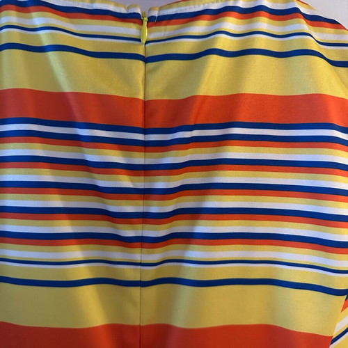 Dress medium like new with thick fabric and colorful stripes