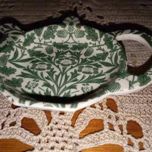 Tea Bag Tidy Acorn model by Lesser & Pavey like new