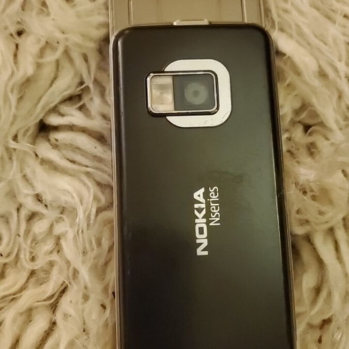 Nokia N81 8GB used, silver