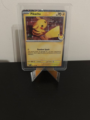 Pikachu Tef 051 Celebrations card like new