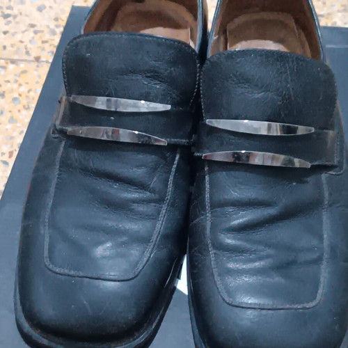 Cavalieri dress shoes used, size 40, black leather with buckle