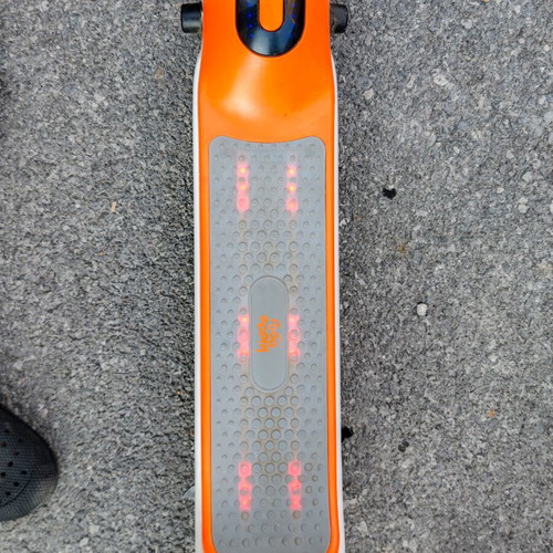 Children's electric scooter like new with Bluetooth and LED lights