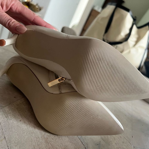 Eva Longoria leather boots new, size 39, beige