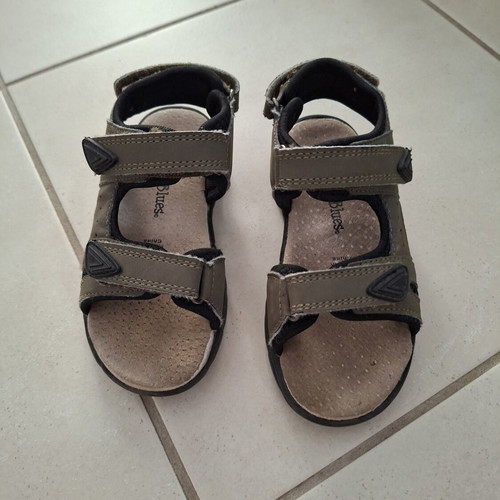 Saxo blues children's sandals size 27 used, khaki