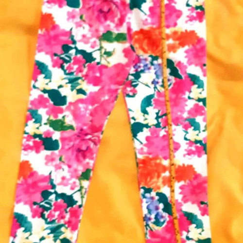 Set of 2 shirts and leggings new, Greek made, cotton/elastane