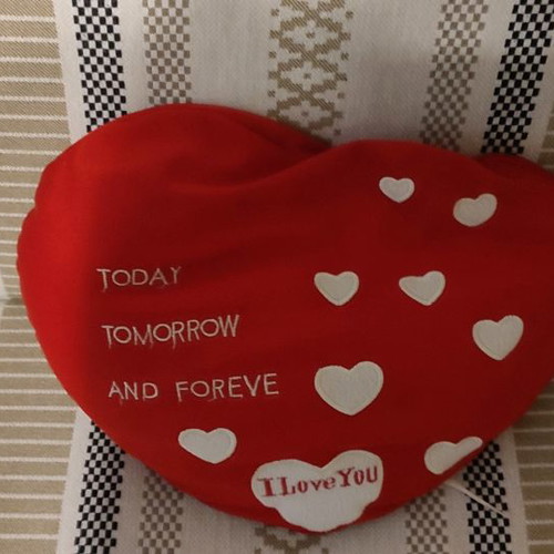 Stuffed heart from Rezerva in excellent condition