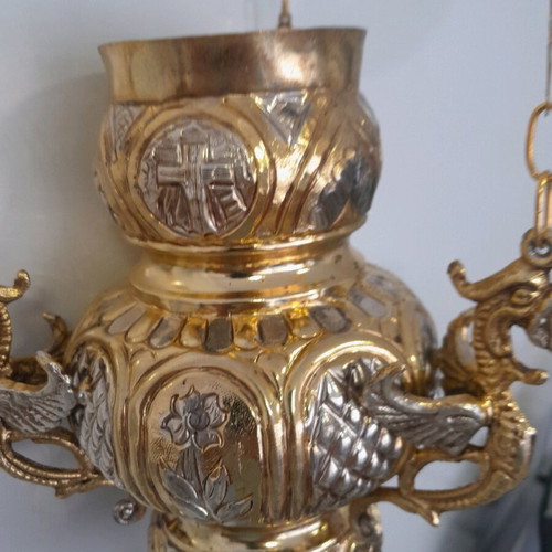 Bronze lamp new with beautiful motif, size 24 cm