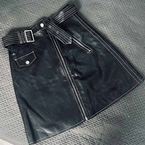 Leather women's skirt like new, black, size S