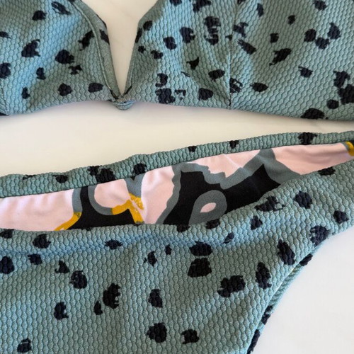 Bikini set like new, reversible black and khaki, size S