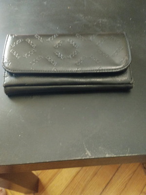 Doca wallet large black like new