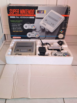 Nintendo Super Nintendo Entertainment System SNES κουτάτο μεταχειρισμένο