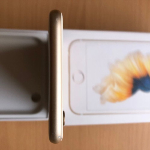 iPhone 6s 32 GB Gold used for spare parts, broken screen, battery 65%