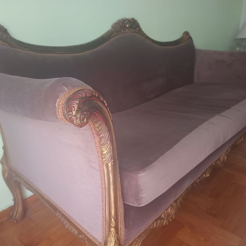 Three-seater sofa with light brown velvet upholstery