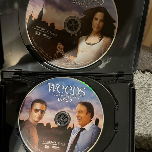 Weeds Season 7 Boxset DVD used