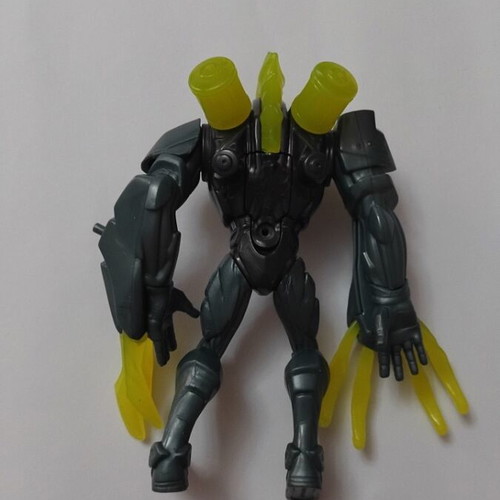 Toxzon Max Steel figure like new by Mattel