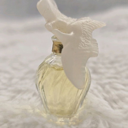 Nina Ricci Miniature Perfume like new Eau de Parfum