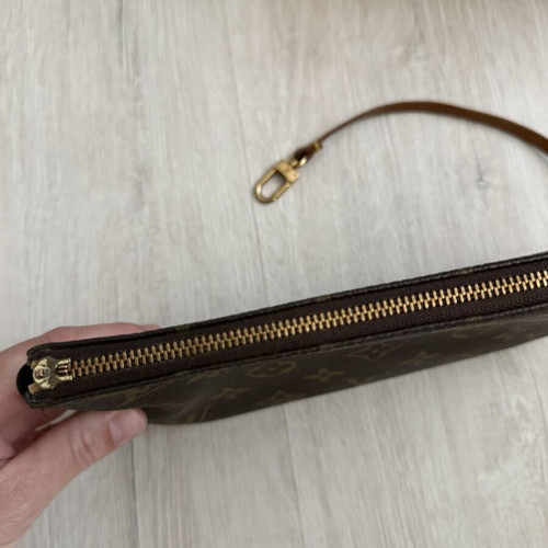Louis Vuitton Noe inner wristlet bag, brown