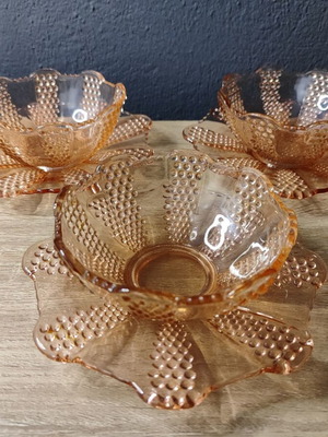 Vintage set of 3 bowls with saucers used