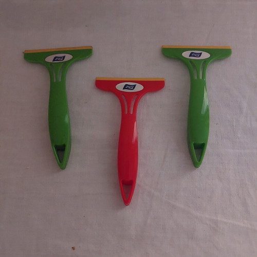 Mini plastic window scraper set of 3 pieces