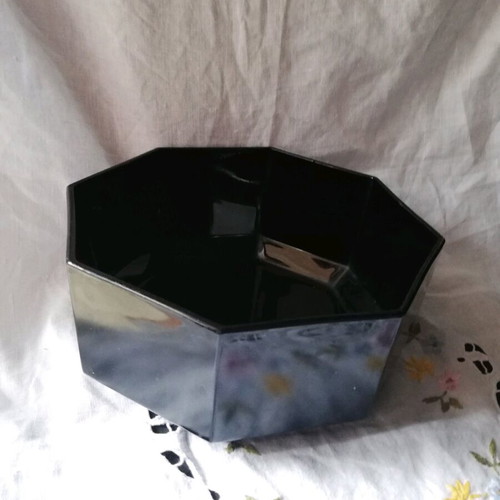 Arcoroc France salad bowl used, black octagonal 17.5 cm