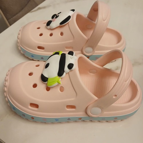 Pink children's slippers size 31.5 like new