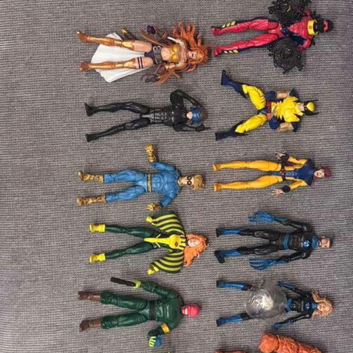 Marvel Legends figures used, pack