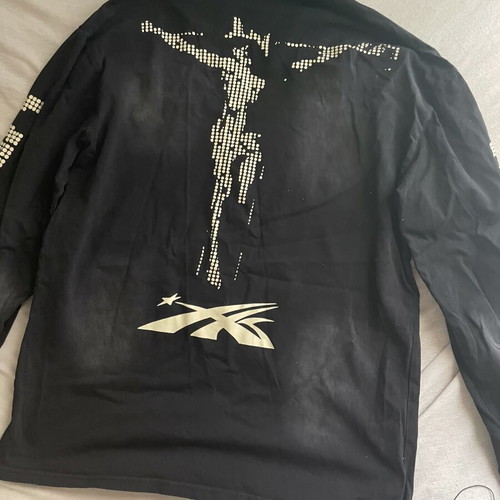 Hellstar Sweater new with tags, size M, black and white