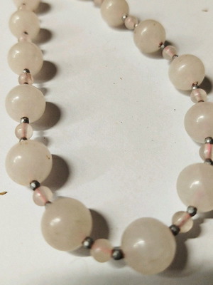 Rose quartz necklace new, length 71cm