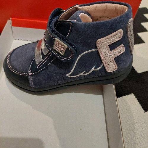 Children's blue boots shoes new, size 25