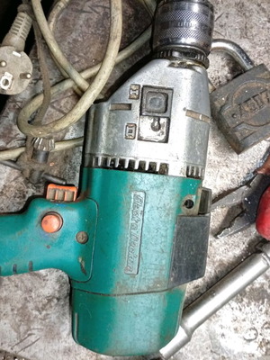 Τρυπάνι Black and Decker κρουστικό μεταχειρισμένο