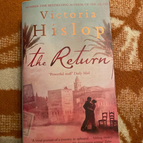 Book The Return by Victoria Hislop like new, in English