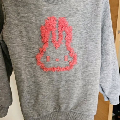 Benetton sweatshirt for girl 18-24 months like new