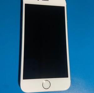 Apple iPhone 6S Сребрист, 32GB ПЕРФЕКТНО СЪСТОЯНИЕ, 85% Здраве на батерията