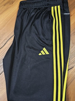 Adidas Aeroready tracksuit XL black yellow like new
