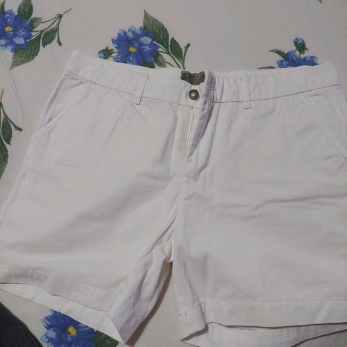 Explorer summer shorts used, white, size M