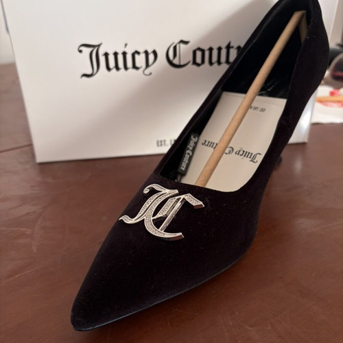 Juicy Couture women's pumps size 41, black