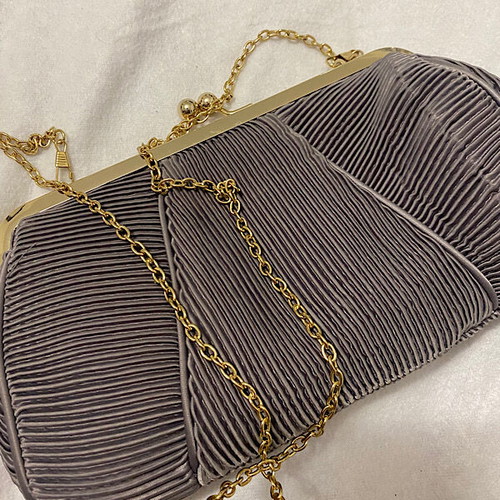 Women's bag grey with gold chain like new