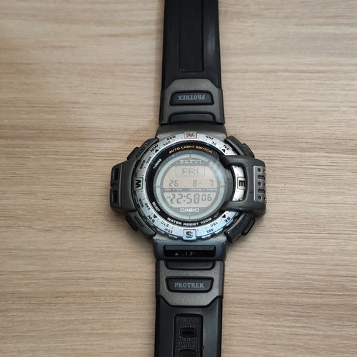 Casio Pro Trek PRT-400 vintage digital outdoor sports watch used
