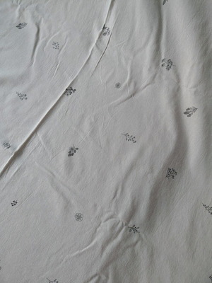 Tablecloth with floral design, 100% cotton, 140x240 cm